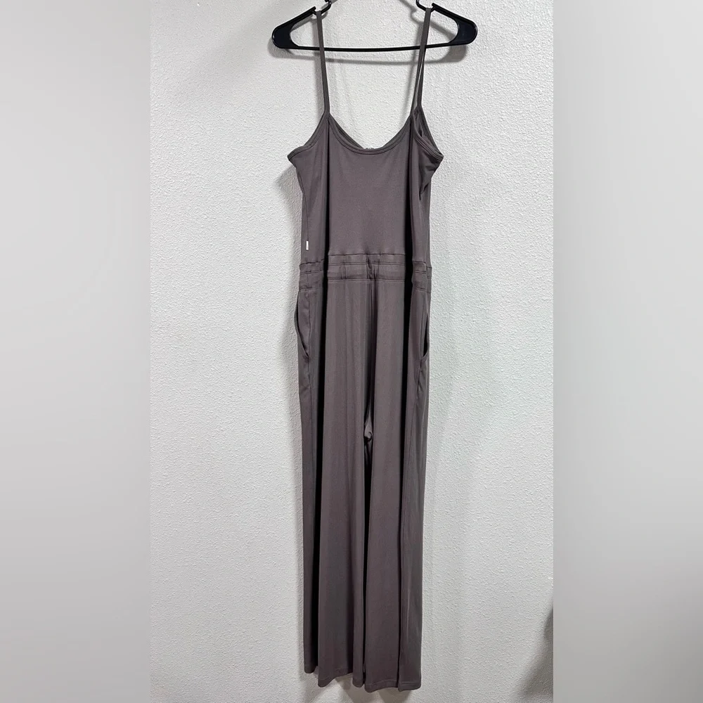 Vuori Womens Pose Scoop Jumpsuit Large Color Chocolate Loungewear Comfort Travel - Picture 6 of 12